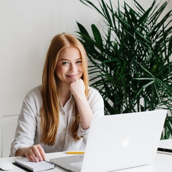 Meet your Posher, Annalisa - Picture 1 of 1